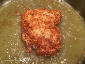 Crispy Chicken Naan Sandwich crispy-chicken-naan-sand-w10