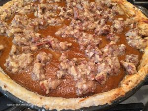 pumpkin-pear-butter-pie-w10
